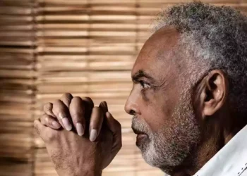 título de Dr. Honóris Causa